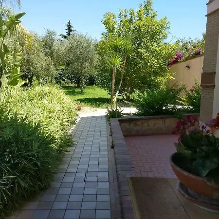 Spineta Pool Bed & Breakfast